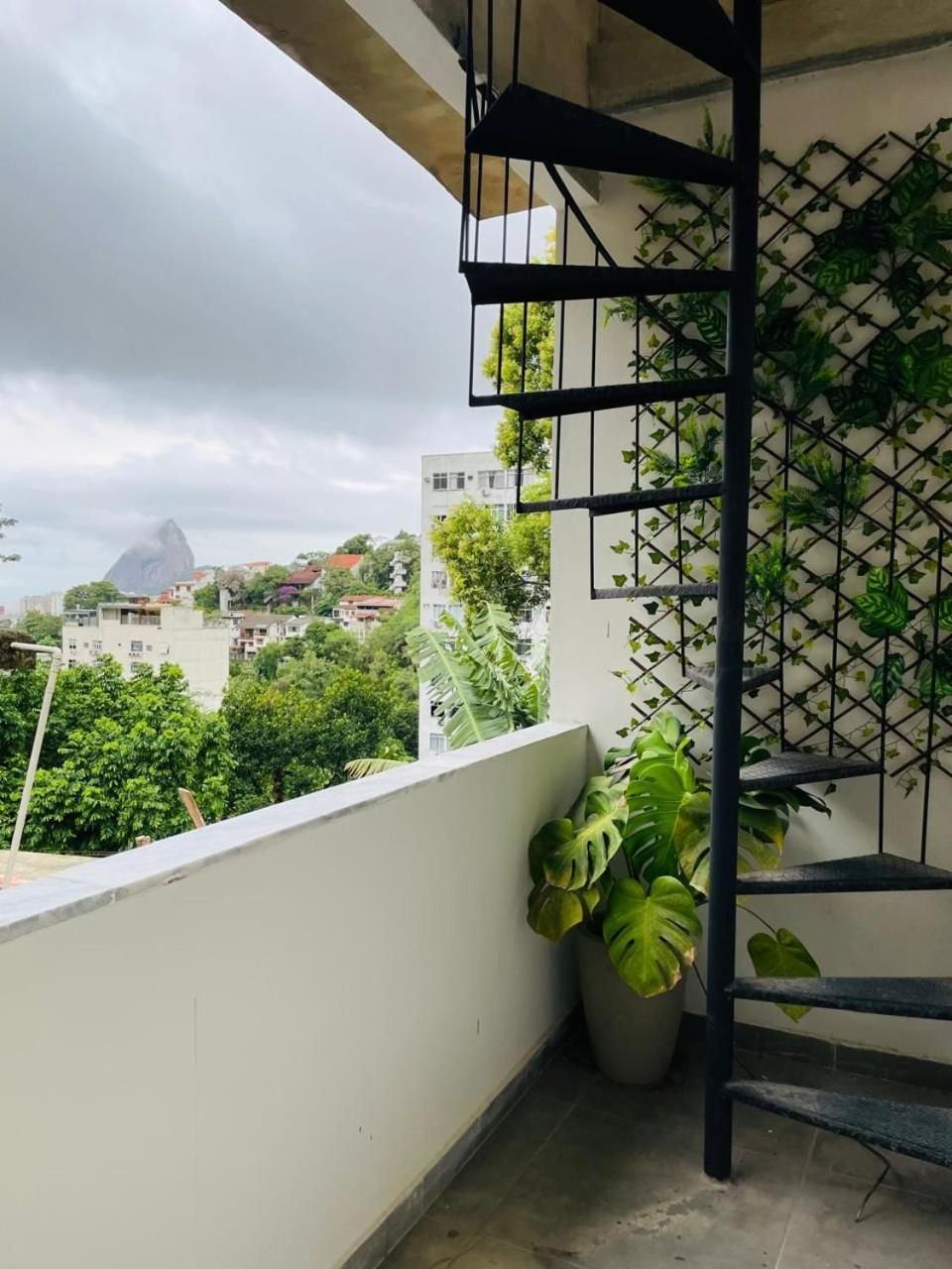 Moderno E Economico Em Laranjeiras Río de Janeiro